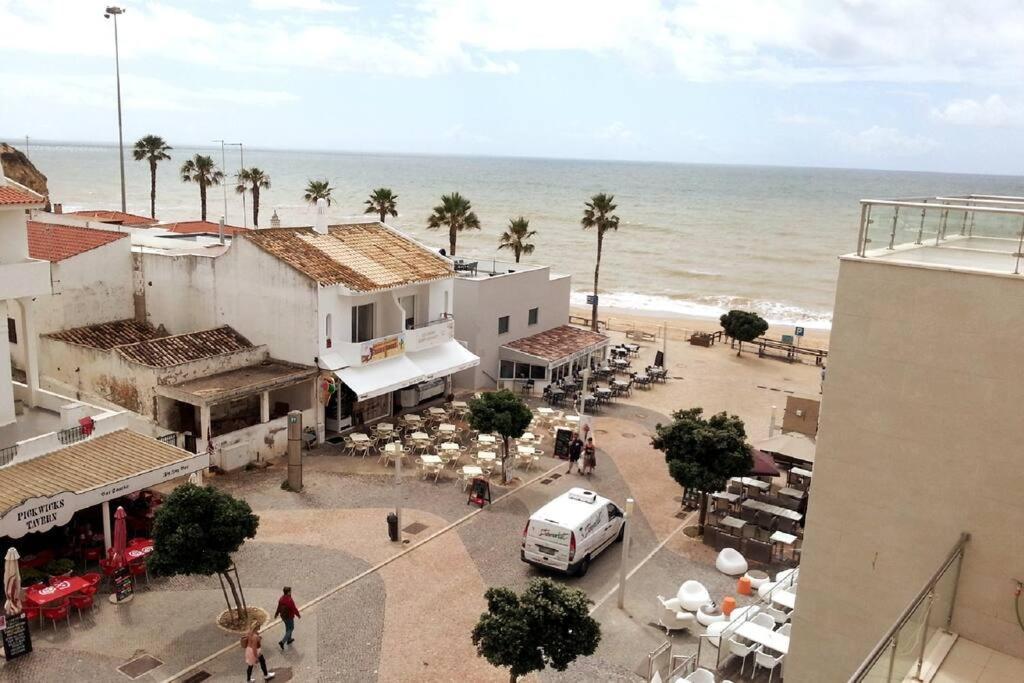 Magnifique Duplex Avec Piscine En Bord De Mer Apartman Olhos de Agua  Kültér fotó